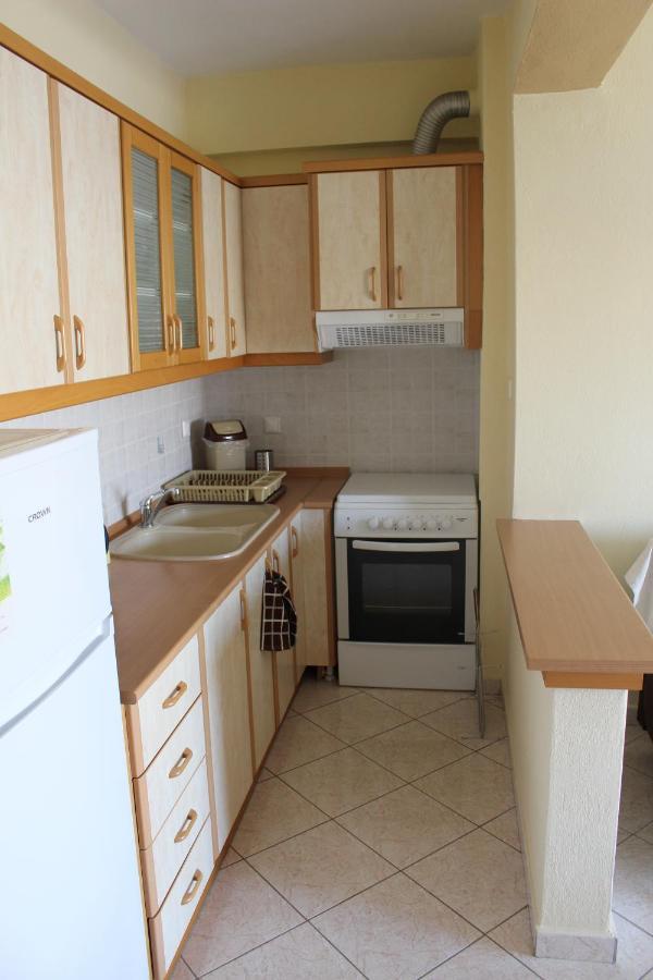 Paralia Ofriniou Gr Sunrise Apartments 3 Eksteriør billede
