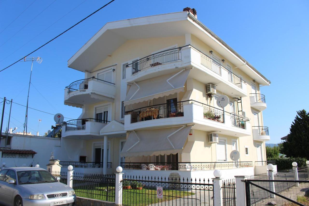 Paralia Ofriniou Gr Sunrise Apartments 3 Eksteriør billede