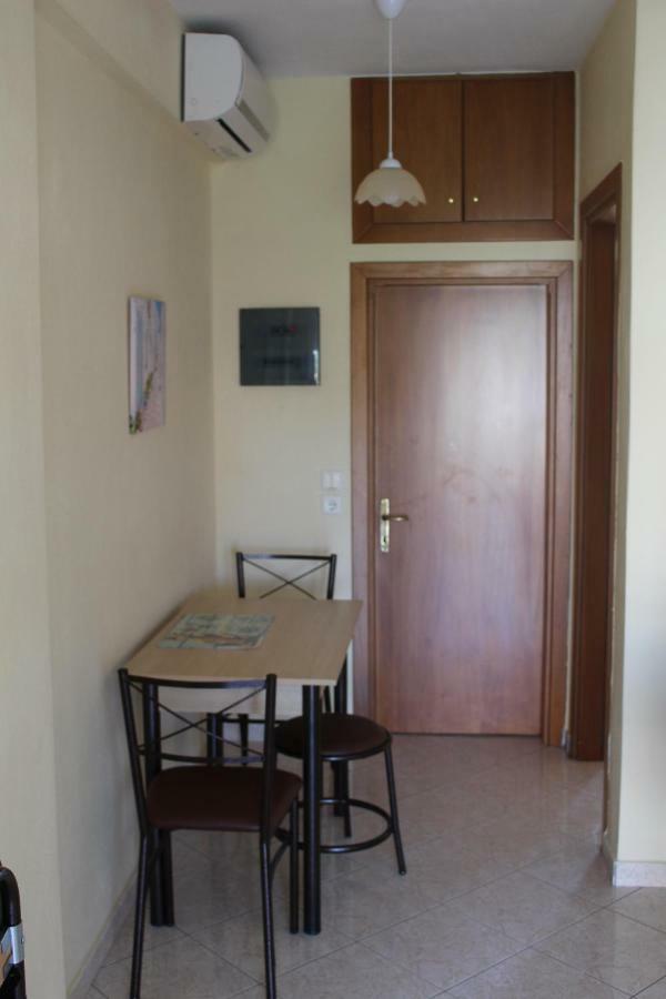 Paralia Ofriniou Gr Sunrise Apartments 3 Eksteriør billede