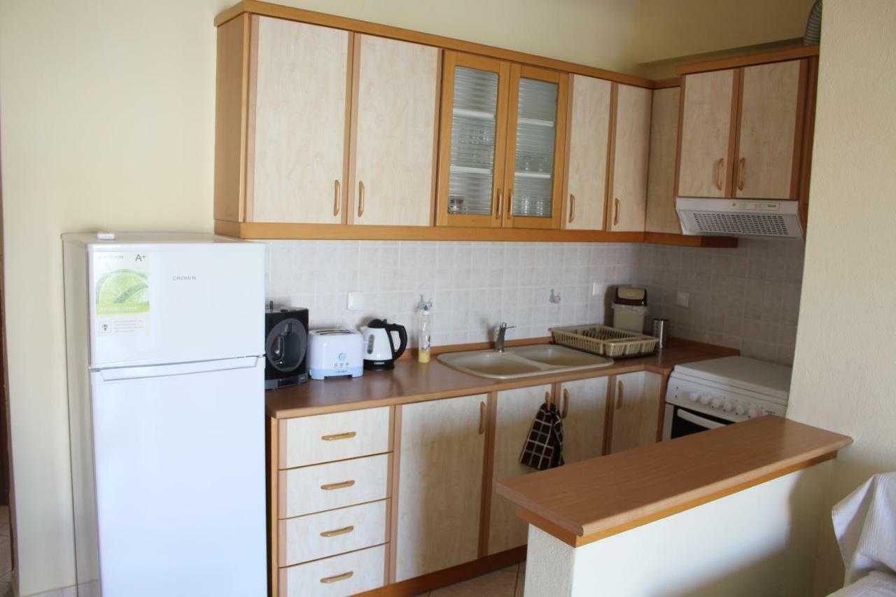 Paralia Ofriniou Gr Sunrise Apartments 3 Eksteriør billede