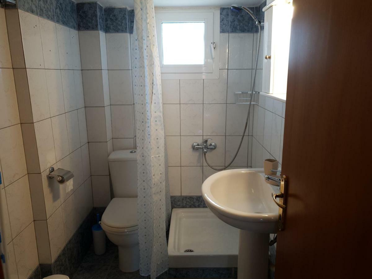 Paralia Ofriniou Gr Sunrise Apartments 3 Eksteriør billede