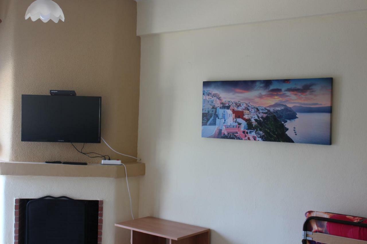 Paralia Ofriniou Gr Sunrise Apartments 3 Eksteriør billede